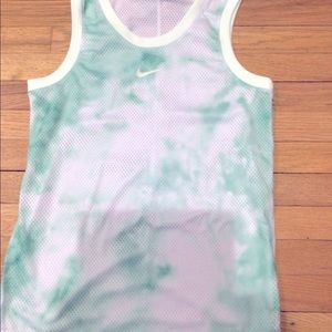 Nike Woman’s Loose Fit Tank
